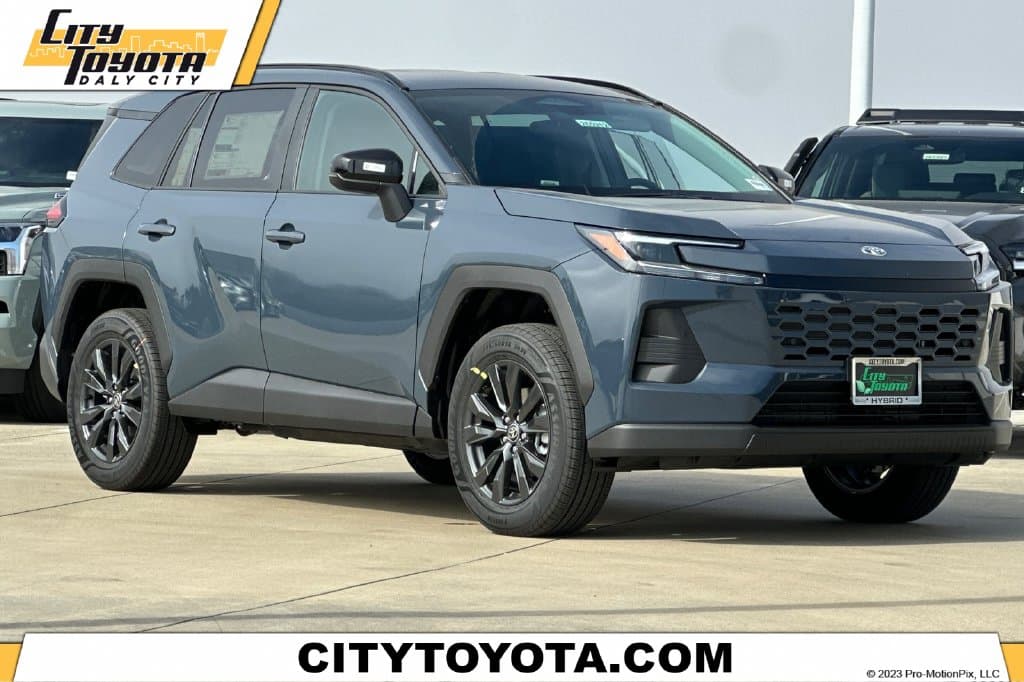 2026 Toyota RAV4 XLE Premium — photo 1 of 13