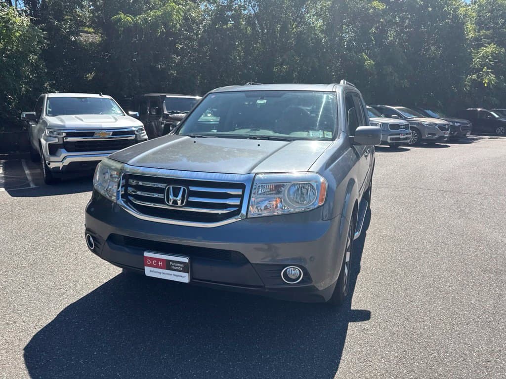 2013 Honda Pilot Touring — photo 1 of 25