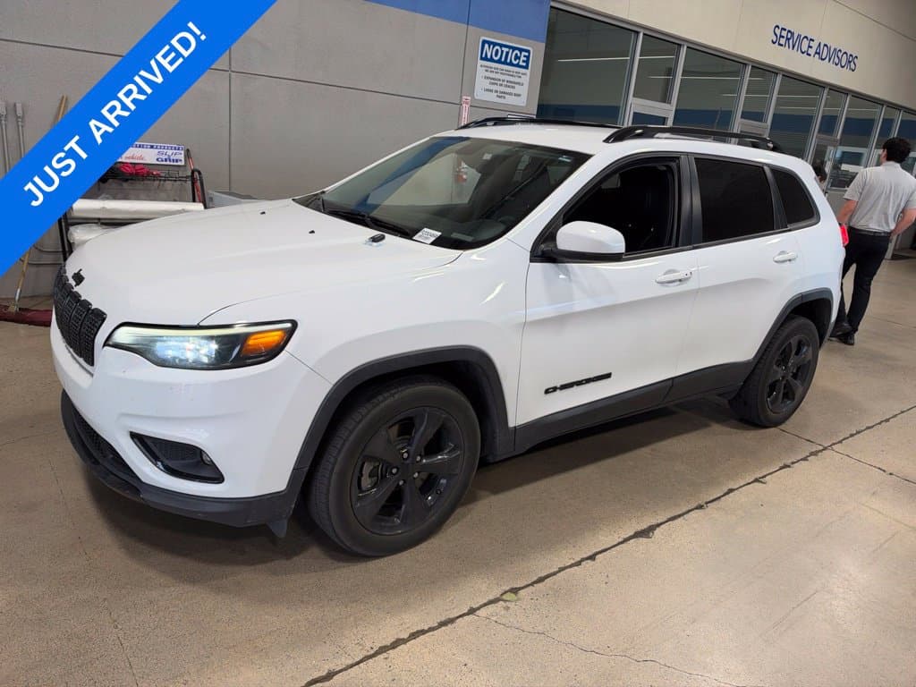 2019 Jeep Cherokee Latitude Plus — photo 1 of 7