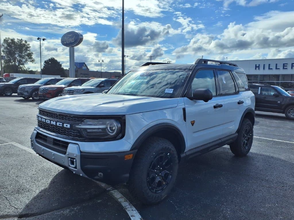 2026 Ford Bronco Sport Badlands — photo 1 of 26