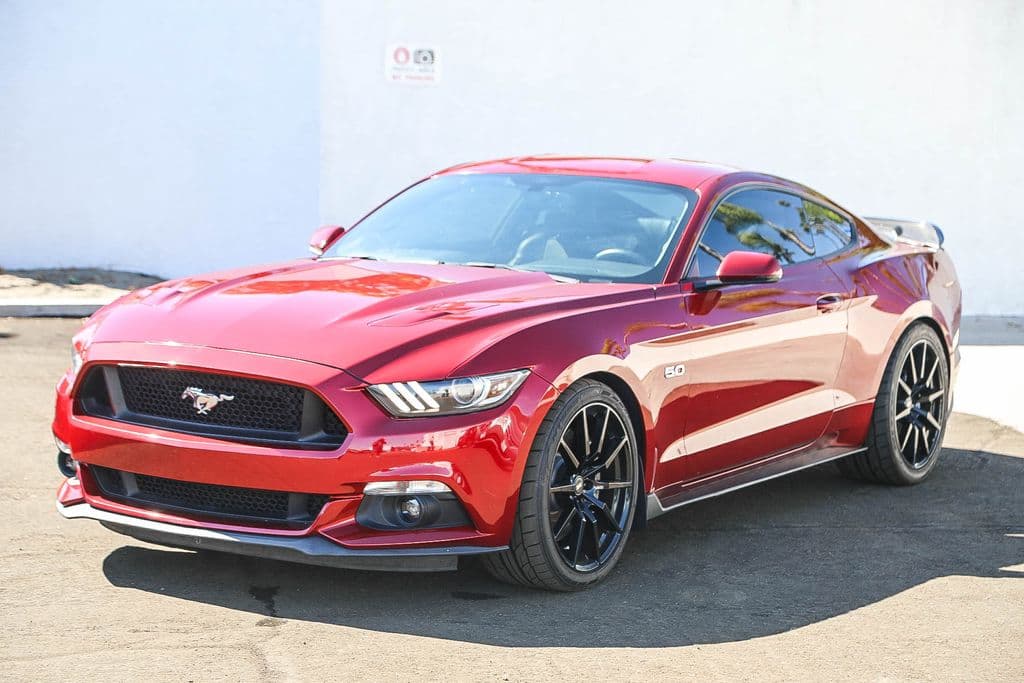 2017 Ford Mustang GT Premium — photo 1 of 11