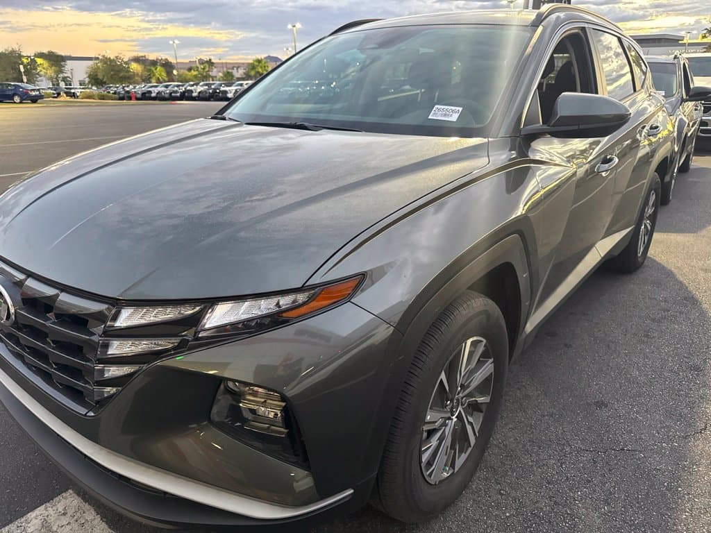 2024 Hyundai Tucson Hybrid Blue — photo 1 of 4