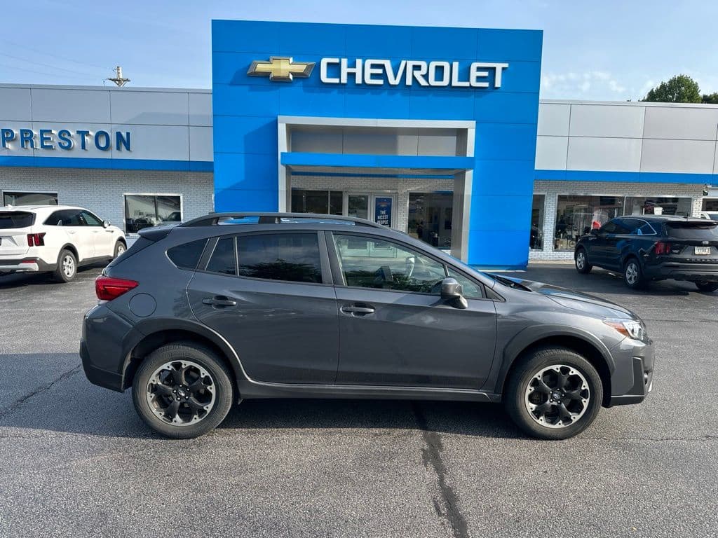 2023 Subaru Crosstrek Premium — photo 1 of 11