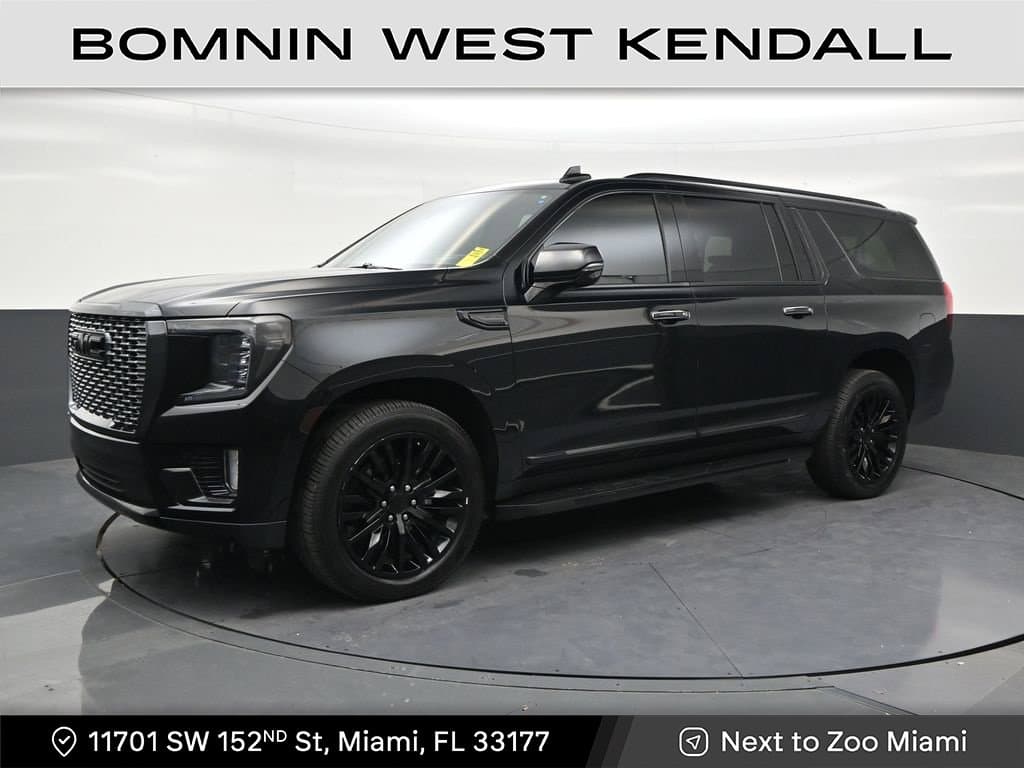 2023 GMC Yukon XL Denali — photo 1 of 33