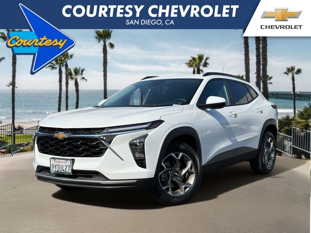 2026 Chevrolet Trax LT — photo 1 of 32
