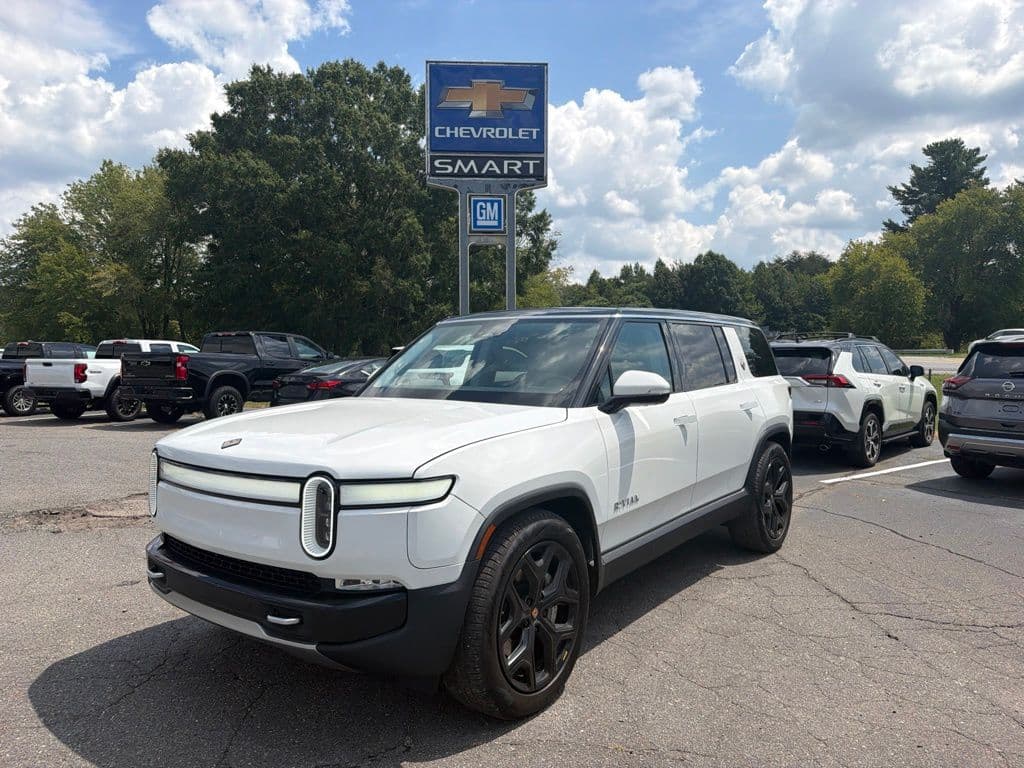 2023 Rivian R1S Adventure — photo 1 of 13