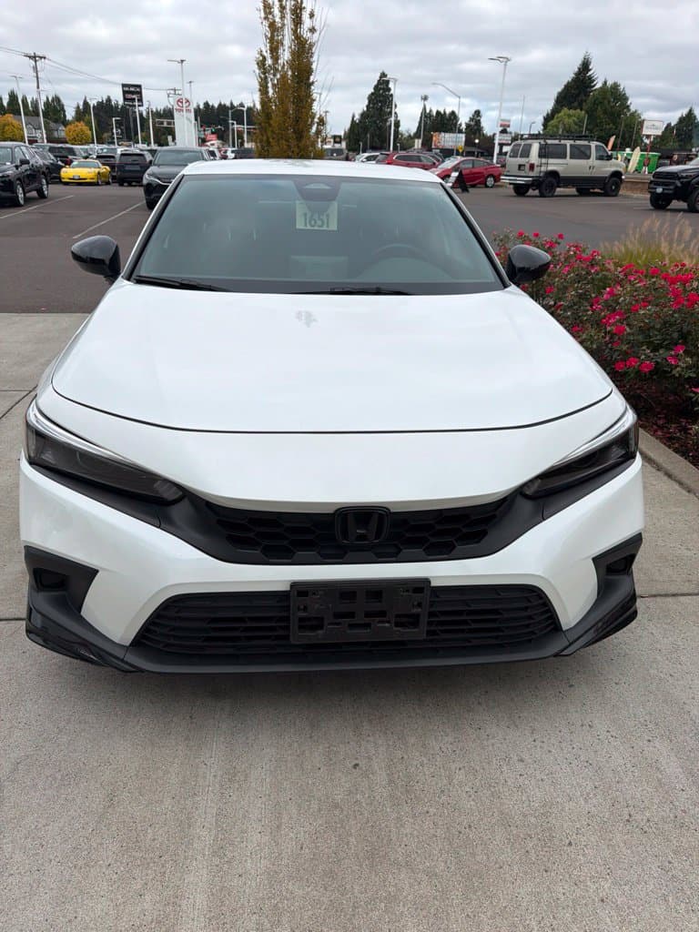 2024 Honda Civic Hatchback Sport — photo 1 of 10