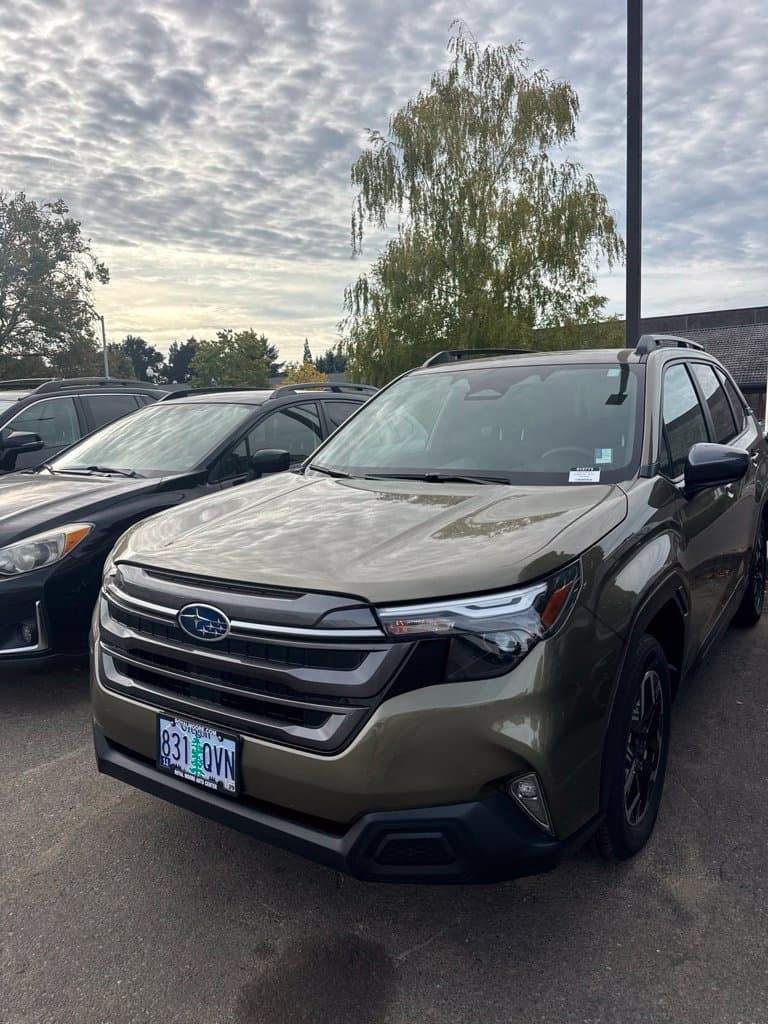 2026 Subaru Forester Premium — photo 1 of 3