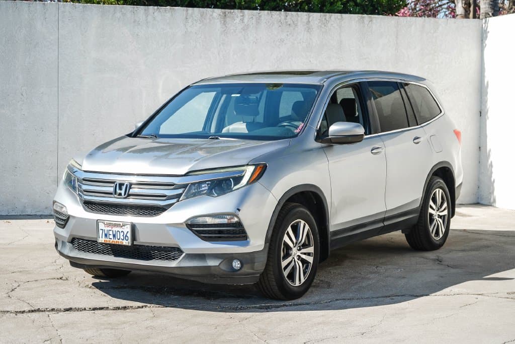 2016 Honda Pilot EX-L — photo 1 of 12