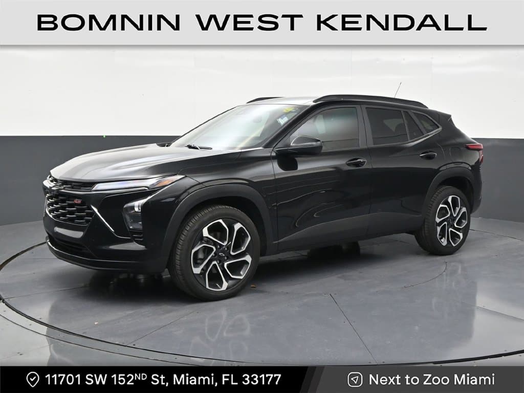 2025 Chevrolet Trax 2RS — photo 1 of 32