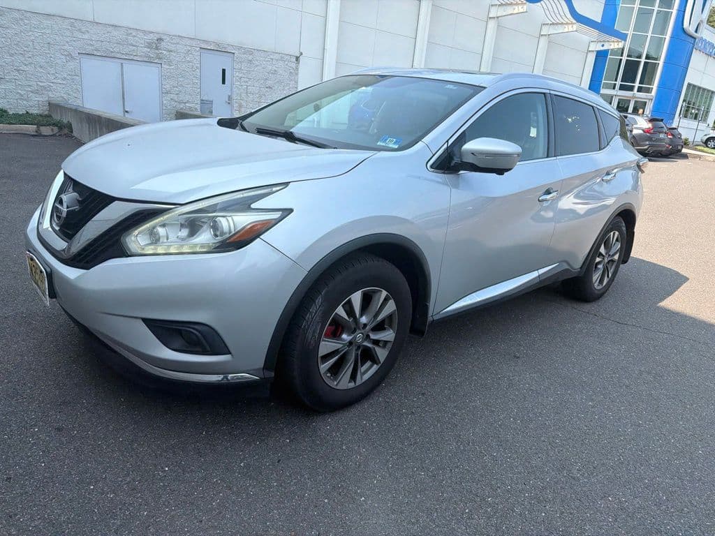 2015 Nissan Murano SL — photo 1 of 14