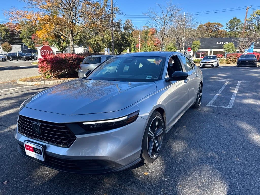 2024 Honda Accord Hybrid Sport — photo 1 of 24