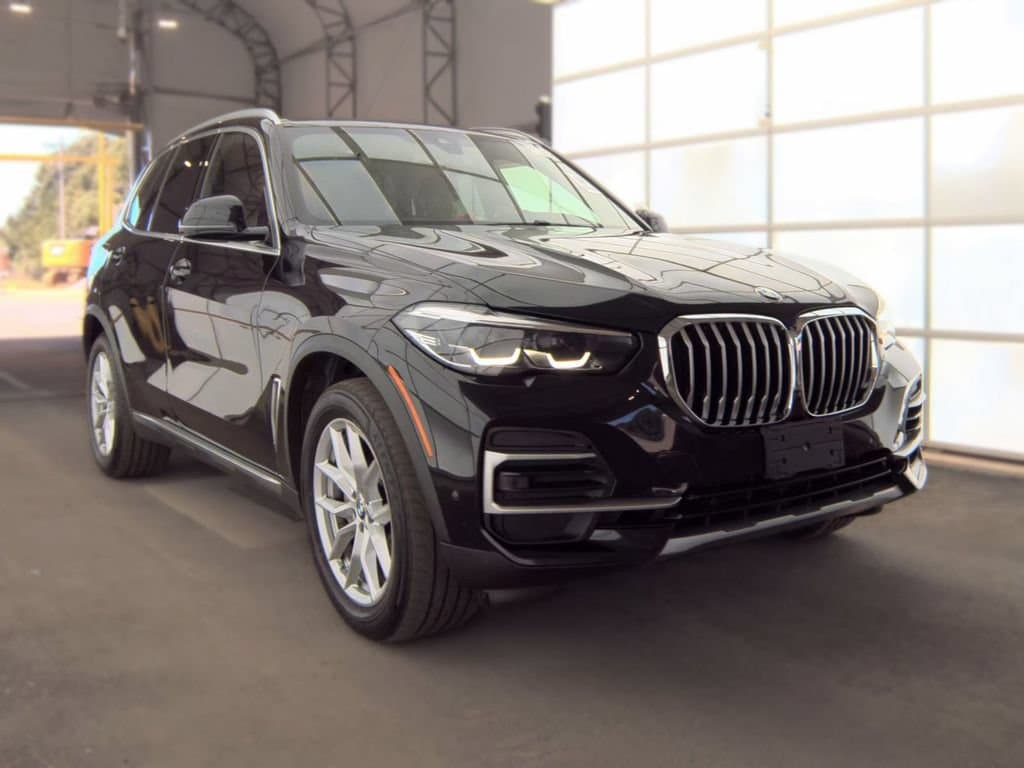 2022 BMW X5 xDrive40i — photo 1 of 8