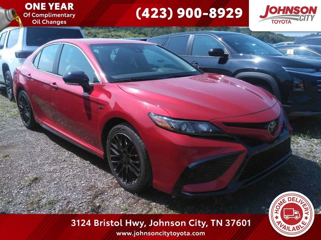 2024 Toyota Camry SE — photo 1 of 39