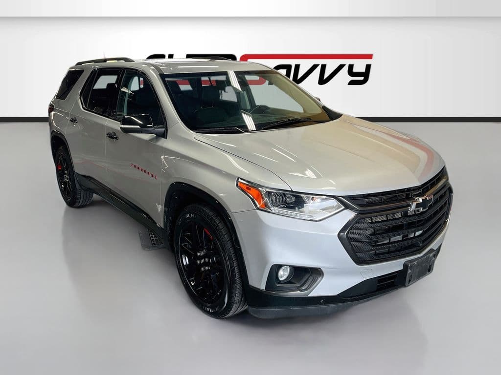 2021 Chevrolet Traverse Premier — photo 1 of 35