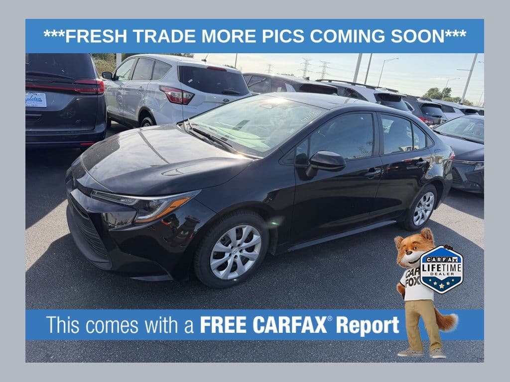 2024 Toyota Corolla LE — photo 1 of 4