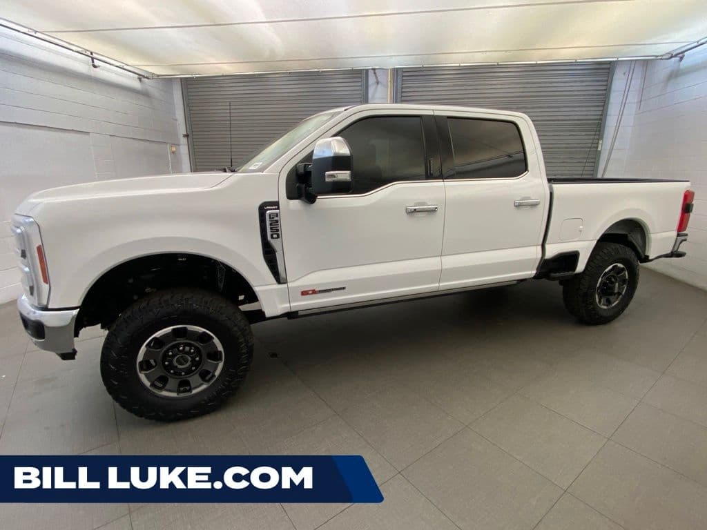 2023 Ford F-250SD Lariat — photo 1 of 44