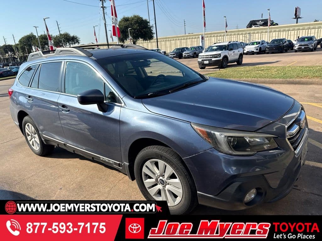 2018 Subaru Outback 2.5i Premium — photo 1 of 4