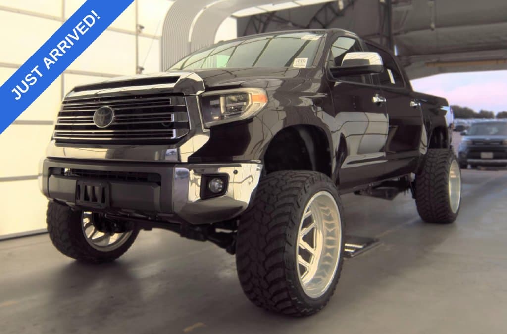 2018 Toyota Tundra 4WD Base — photo 1 of 6