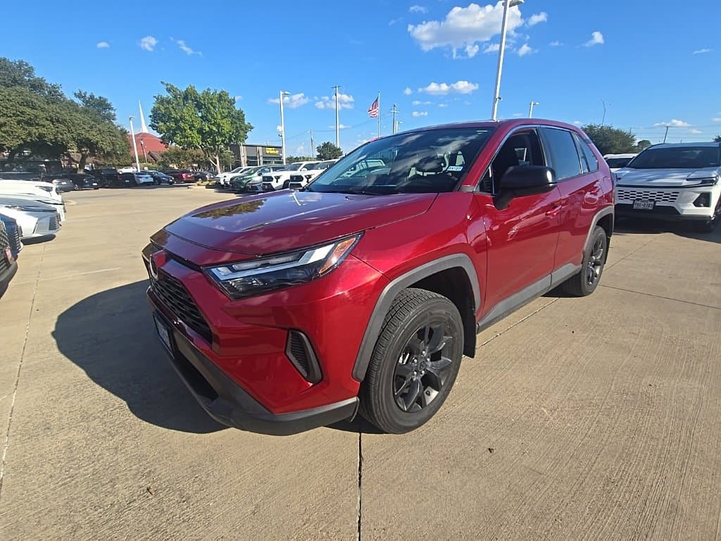 2024 Toyota RAV4 LE — photo 1 of 23
