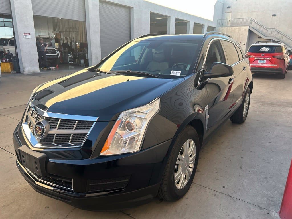 2010 Cadillac SRX Base — photo 1 of 4