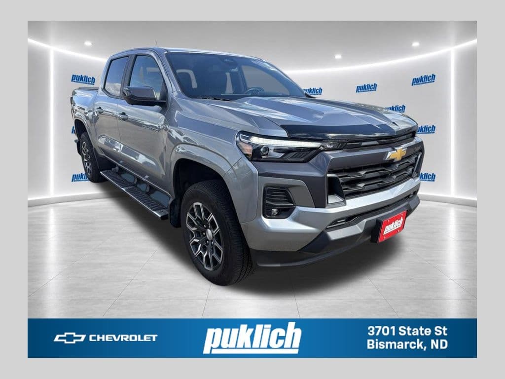 2024 Chevrolet Colorado 4WD LT — photo 1 of 38