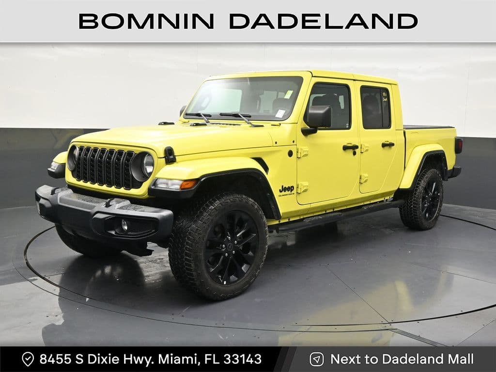 2024 Jeep Gladiator Sport — photo 1 of 36