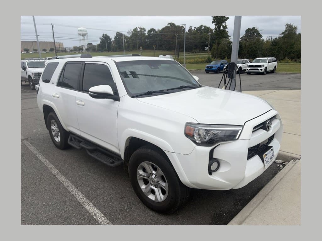 2020 Toyota 4Runner SR5 Premium — photo 1 of 15