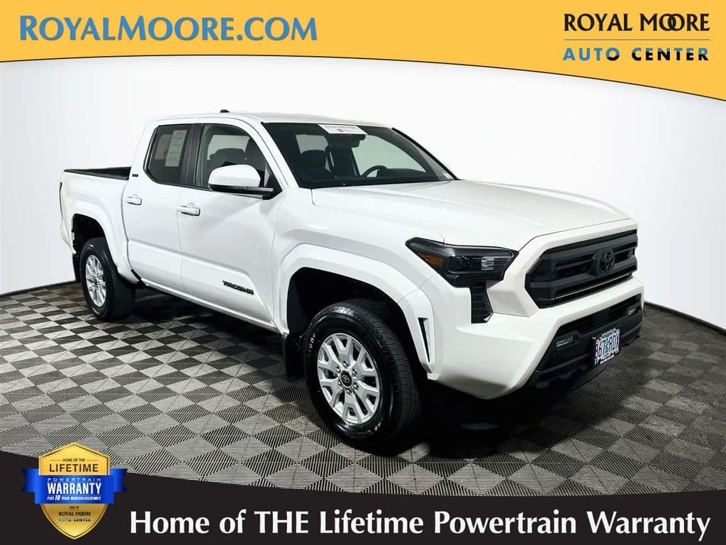 2026 Toyota Tacoma SR5 — photo 1 of 33
