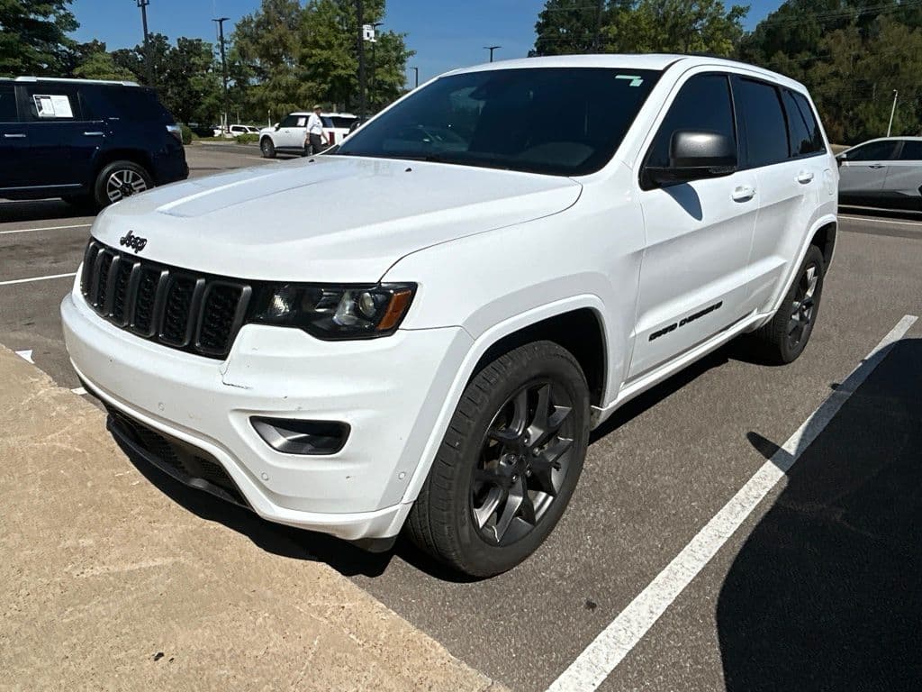 2021 Jeep Grand Cherokee 80th Anniversary Edition — photo 1 of 8