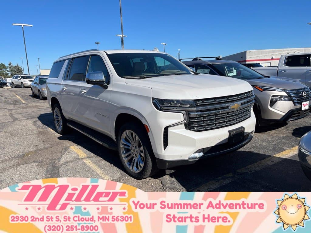 2023 Chevrolet Suburban Premier — photo 1 of 7
