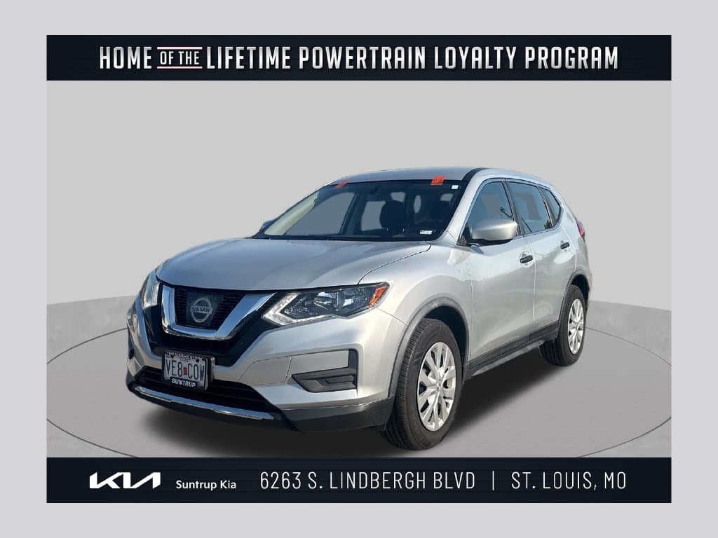 2017 Nissan Rogue S — photo 1 of 20