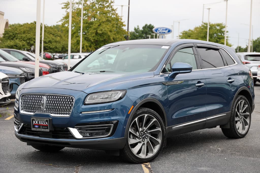 2019 Lincoln Nautilus Reserve — photo 1 of 43