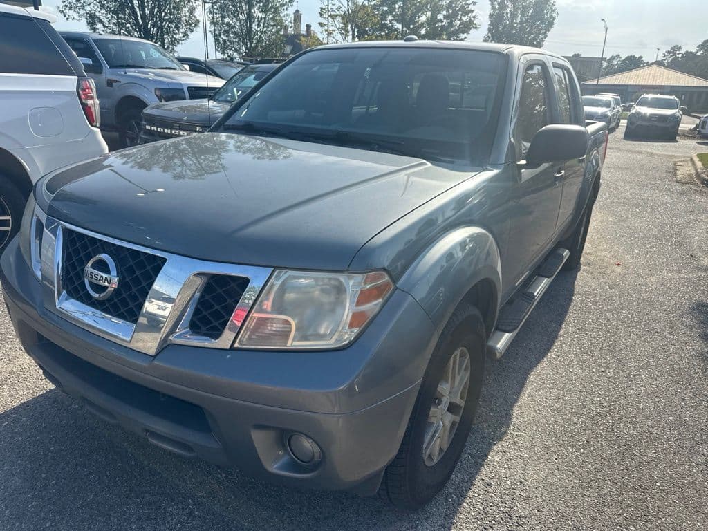 2016 Nissan Frontier SV — photo 1 of 4