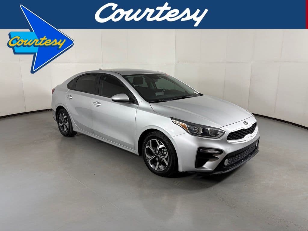 2021 Kia Forte LXS — photo 1 of 39