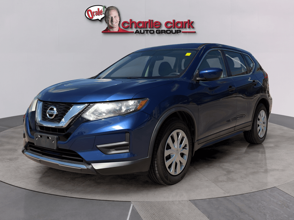 2017 Nissan Rogue S — photo 1 of 31