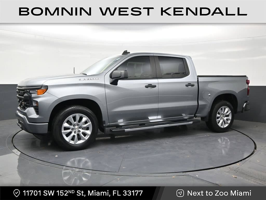 2024 Chevrolet Silverado 1500 Custom — photo 1 of 33