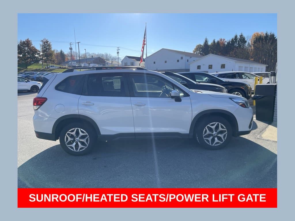 2021 Subaru Forester Premium — photo 1 of 13