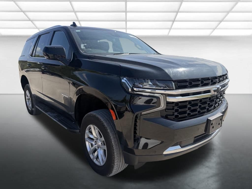 2023 Chevrolet Tahoe LS — photo 1 of 7