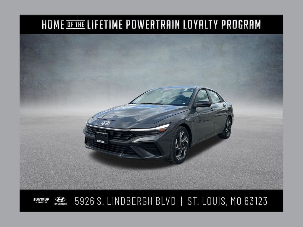 2025 Hyundai Elantra SEL Sport — photo 1 of 21