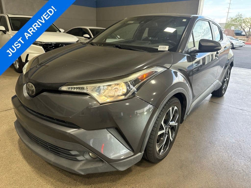 2018 Toyota C-HR XLE Premium — photo 1 of 6