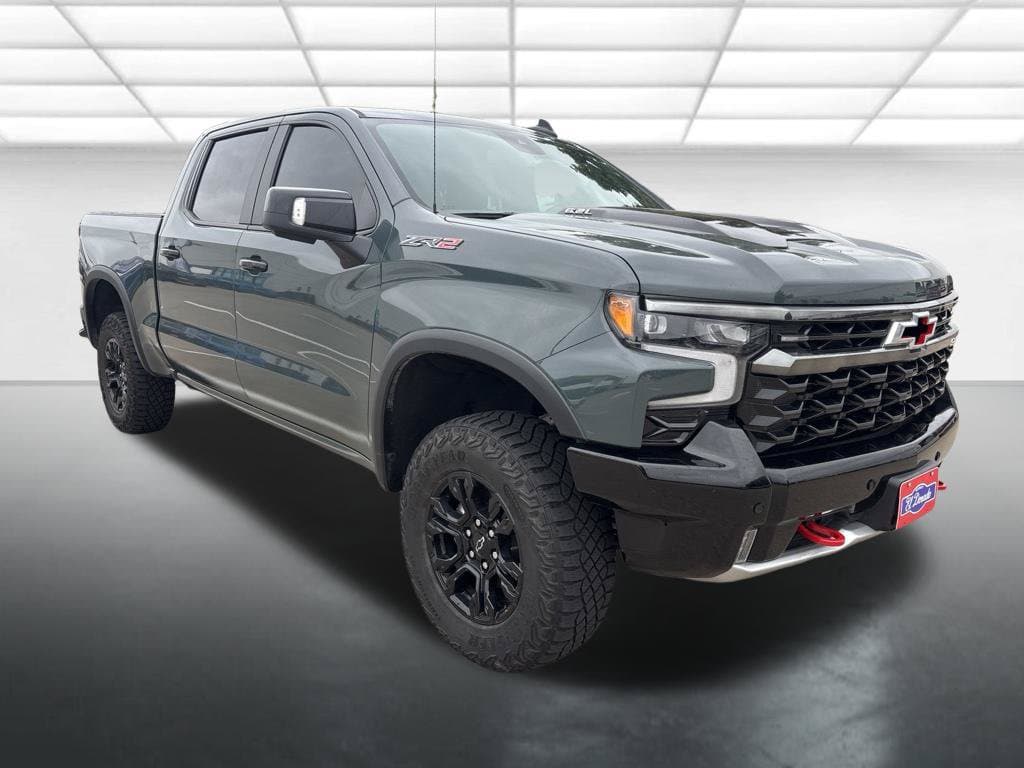 2025 Chevrolet Silverado 1500 ZR2 — photo 1 of 13