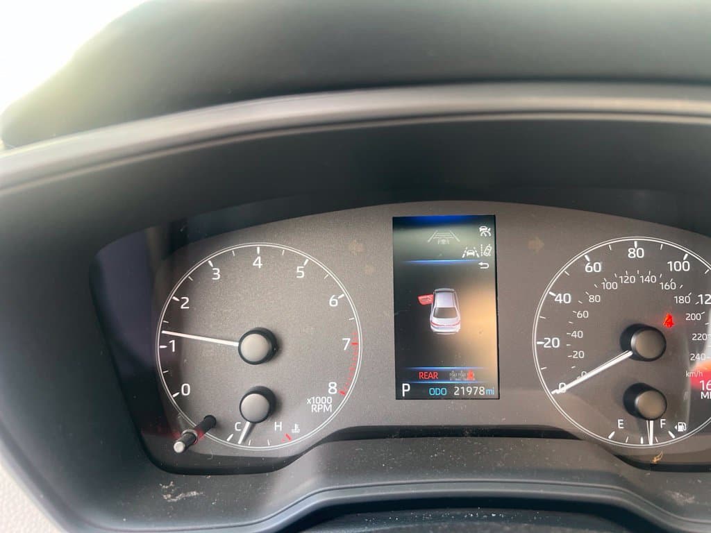 2024 Toyota Corolla LE — photo 1 of 10