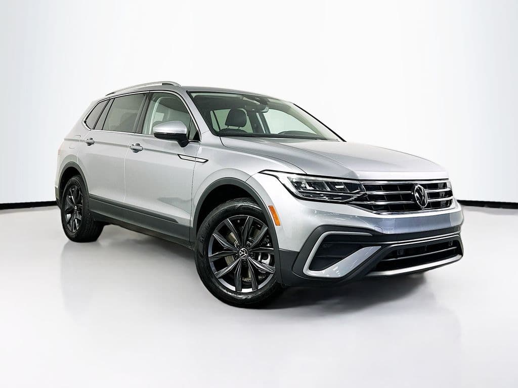 2023 Volkswagen Tiguan 2.0T SE — photo 1 of 27