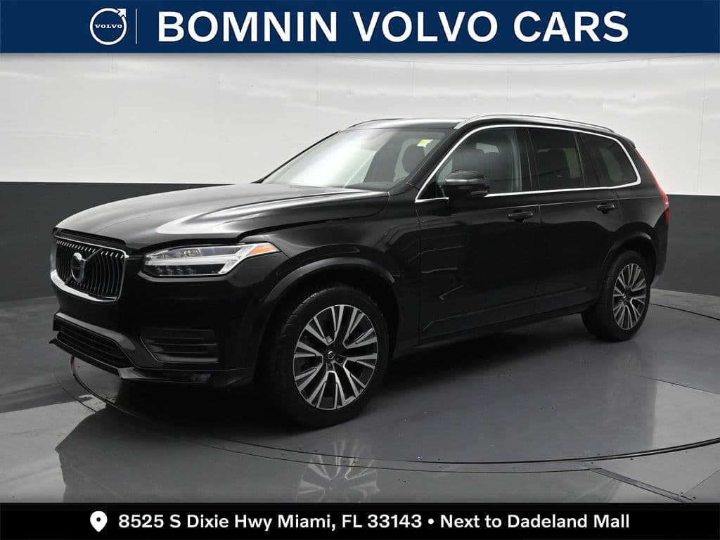 2021 Volvo XC90 T6 Momentum — photo 1 of 37