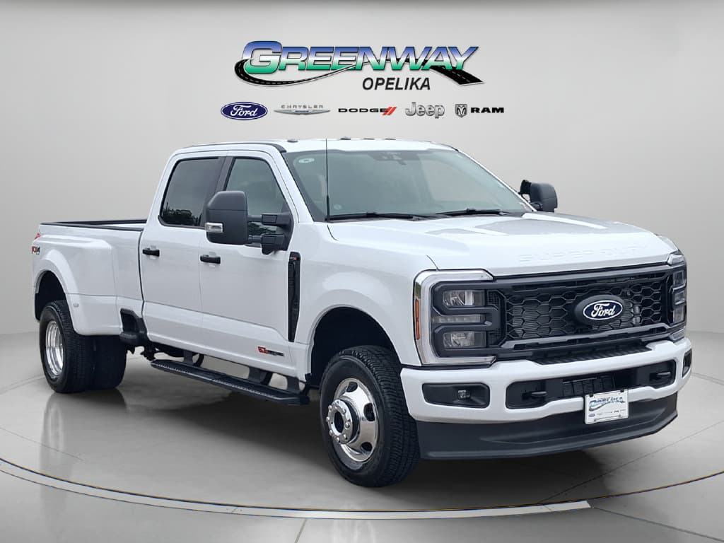 2027 Ford Super Duty F-350 DRW XL — photo 1 of 35