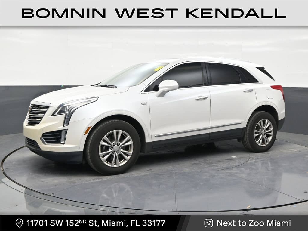 2018 Cadillac XT5 Base — photo 1 of 32