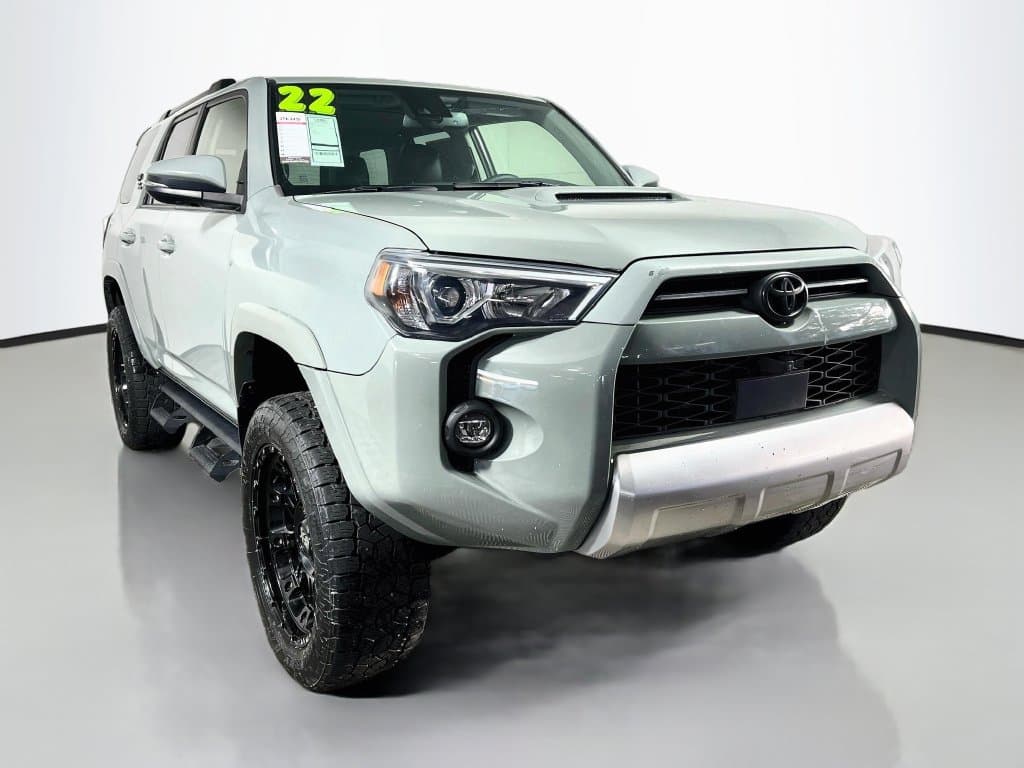 2022 Toyota 4Runner TRD Off Road Premium — photo 1 of 34