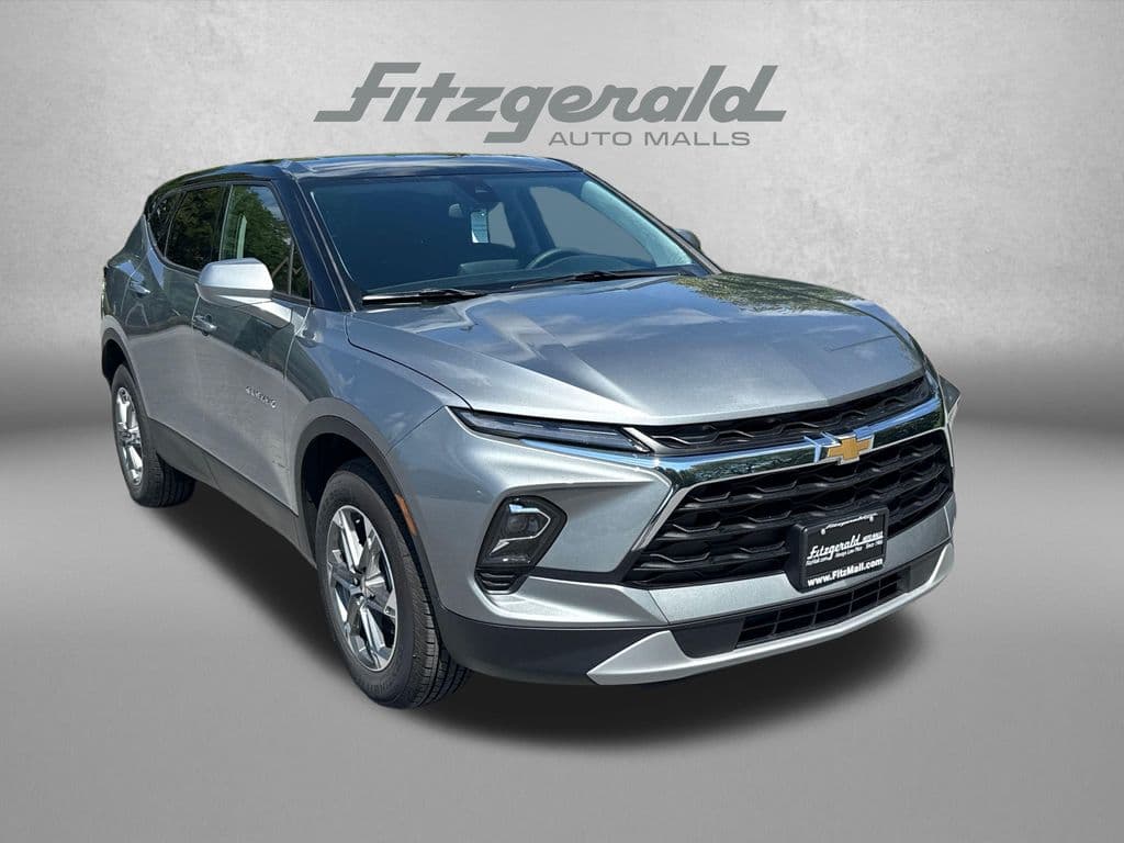 2026 Chevrolet Blazer LT — photo 1 of 31