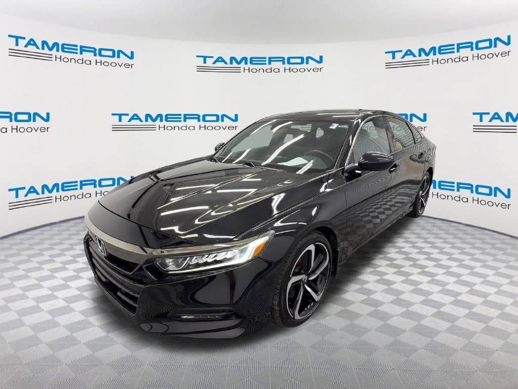 2018 Honda Accord Sedan Sport 2.0T — photo 1 of 32